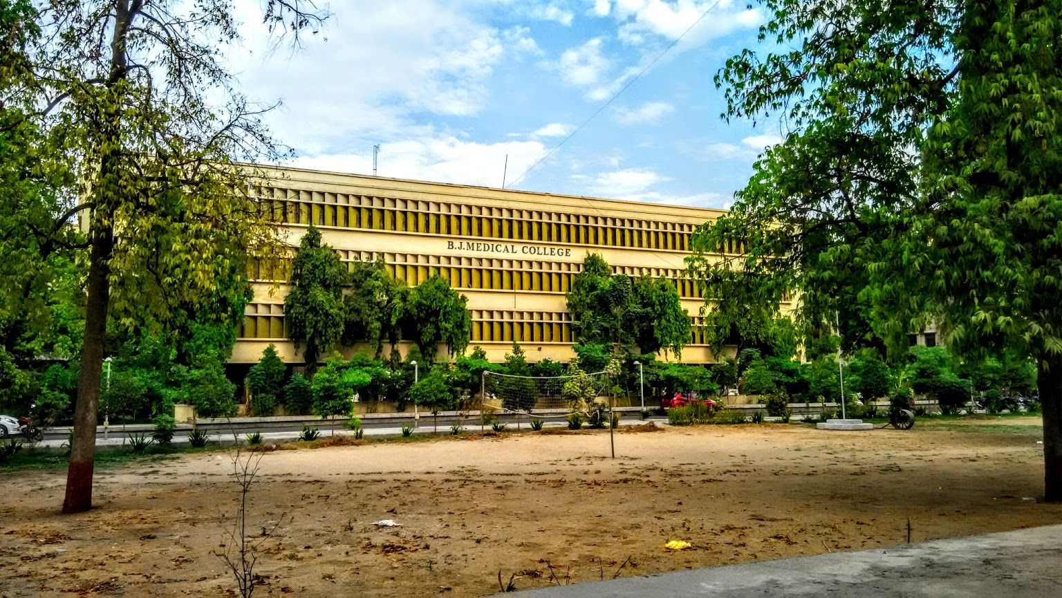 B.J. Medical College – Mymedschool.Org