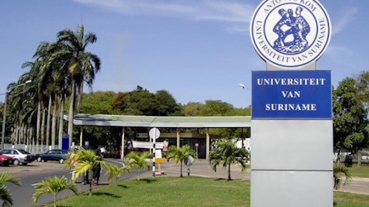 Anton de Kom Universiteit van Suriname Faculteit der Medische Wetenschappen