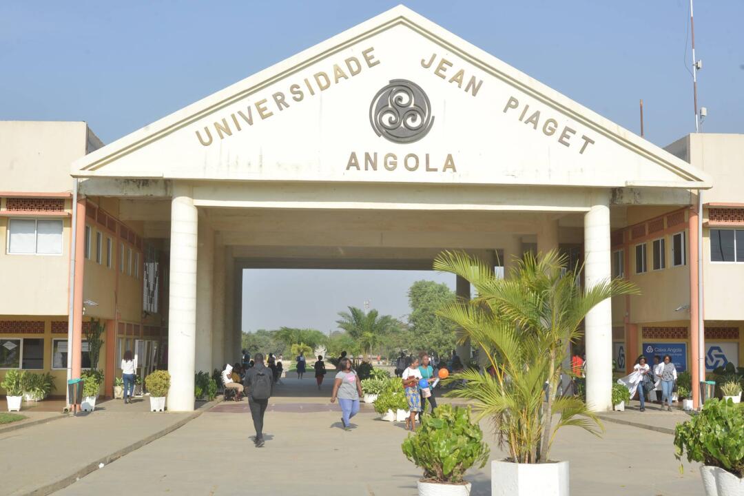 Universidade Jean Piaget de Angola Faculdade de Ciências da Saúde