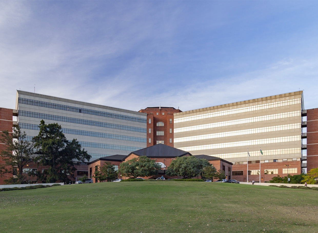 Universidad Austral Facultad de Ciencias Biomédicas